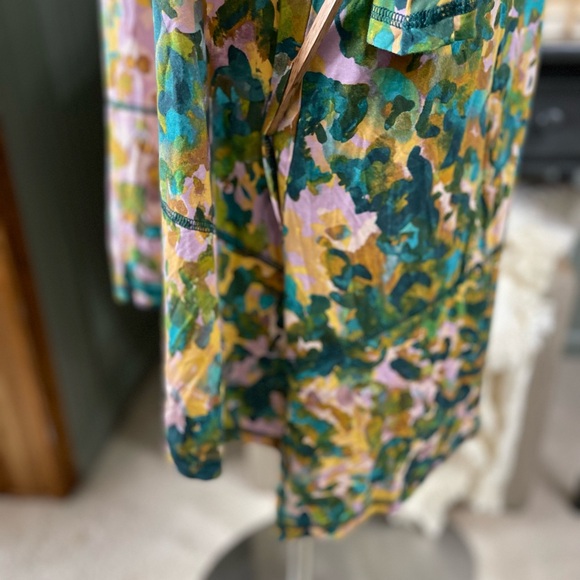 LOGO by Lori Goldstein Multicolor Abstract Blouse - Picture 3 of 7